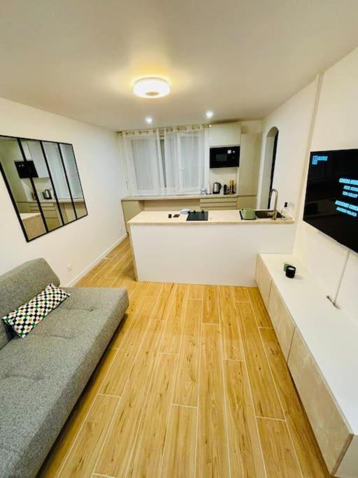 Joli Appartement Renove Incluant Parking A 10 Min De Paris Ναντέρ Εξωτερικό φωτογραφία
